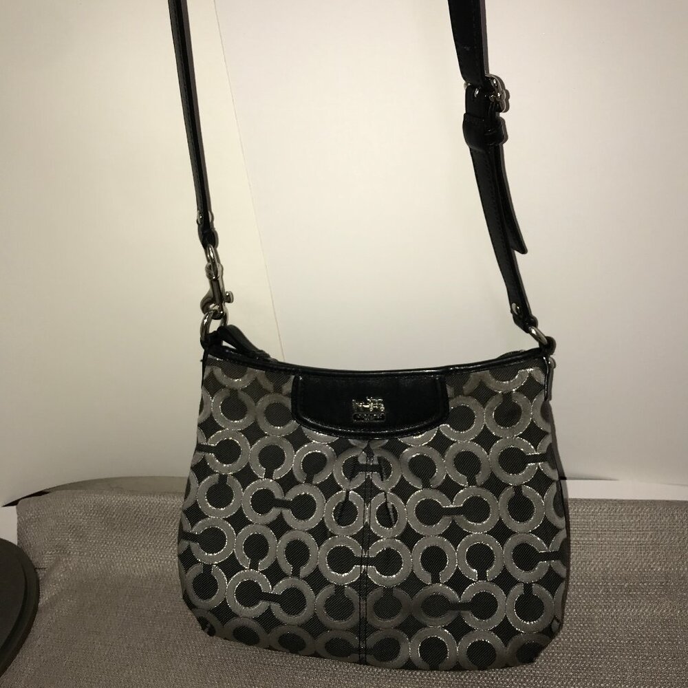 Y2K Coach Madison Op Art Swingpack crossbody bag